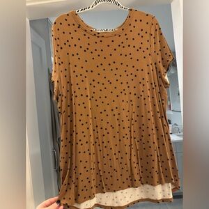 Maurices Brown Polka Dot Short Sleeve Top